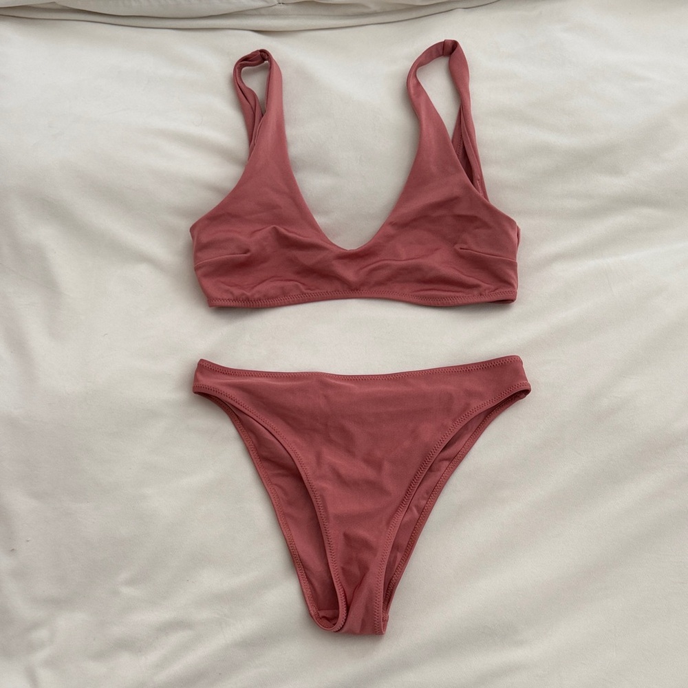 EUC H&M Rose Pink Bikini Set- Top US 6 Bottom US 2